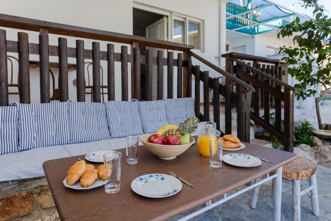 Christos Studios And Family Apartments Stegna Экстерьер фото