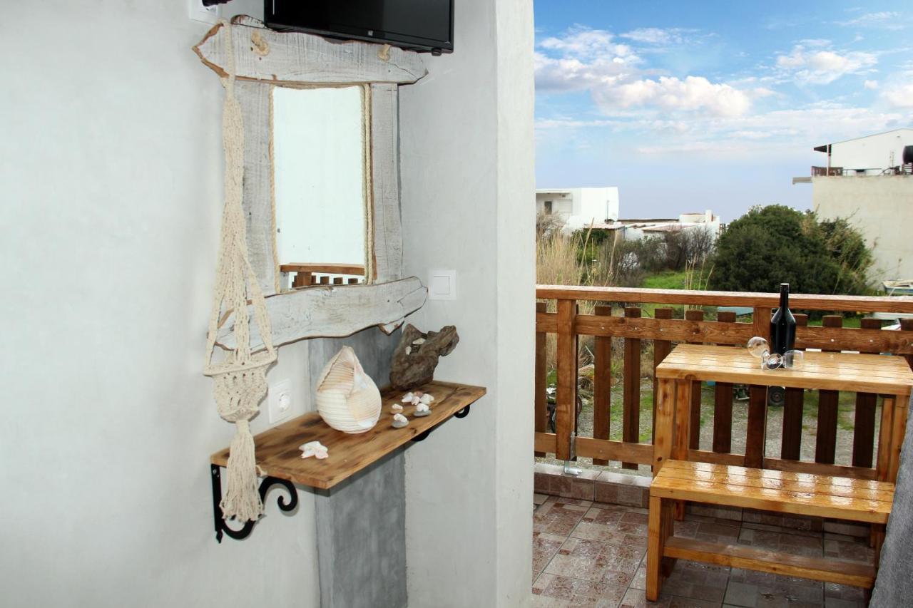 Christos Studios And Family Apartments Stegna Экстерьер фото